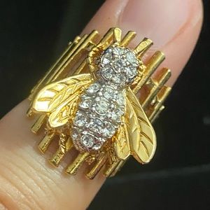 Vintage Gold CZ honey bee ring SZ 6.25
